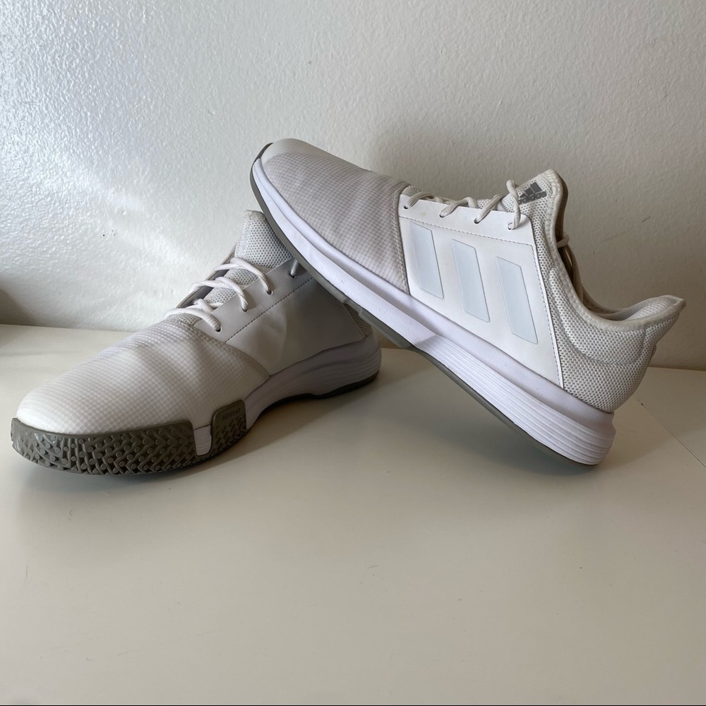 Adidas (Game Court)